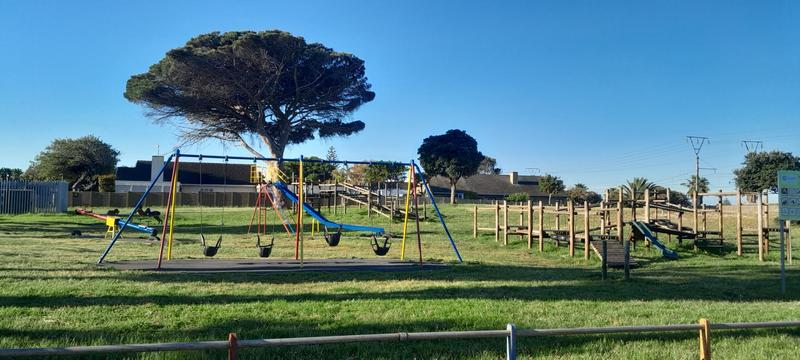 3 Bedroom Property for Sale in Bergvliet Western Cape